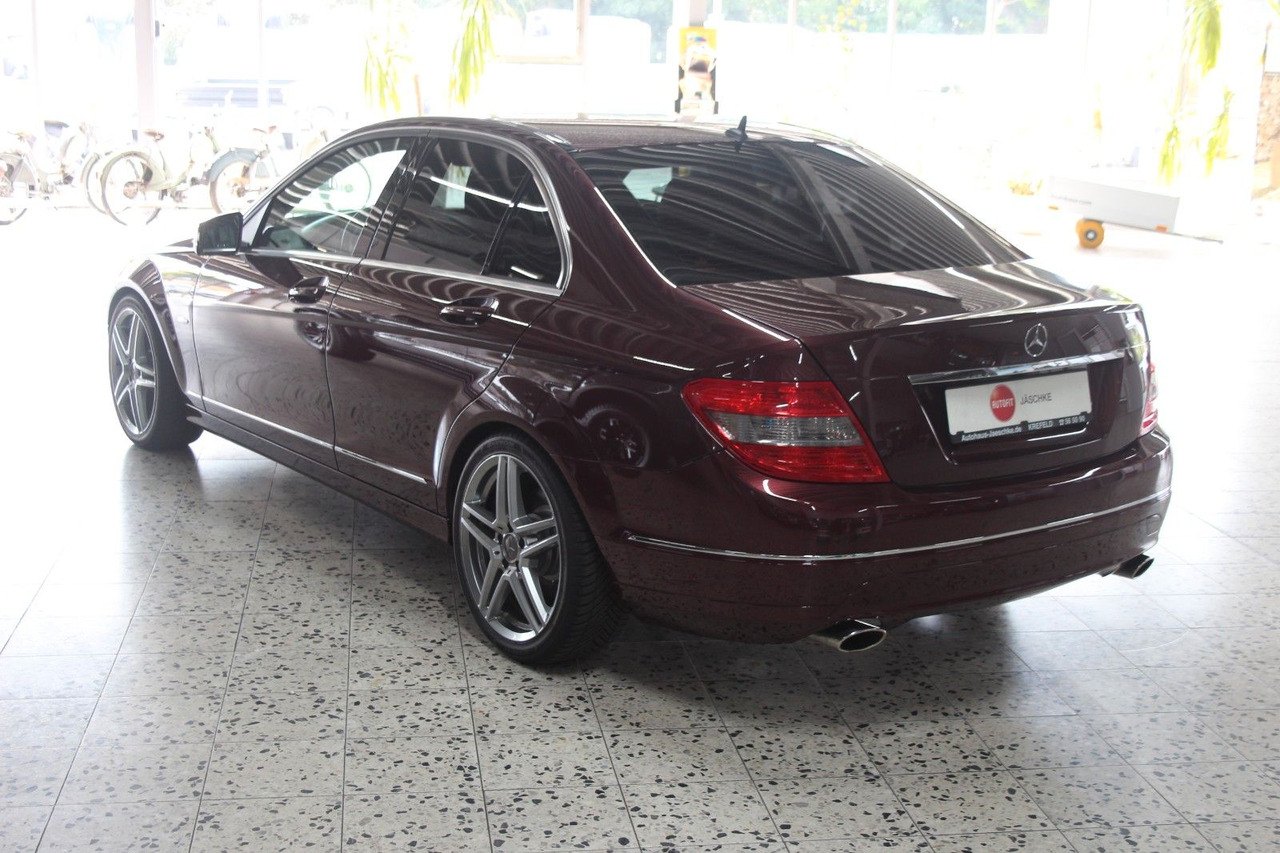 Mercedes-Benz C 230 Avantgarde Automatik sehr gepflegt! 130tKM - Limuzina: slika 3 Mercedes-Benz C 230 Avantgarde Automatik sehr gepflegt! 130tKM - Limuzina: slika 3