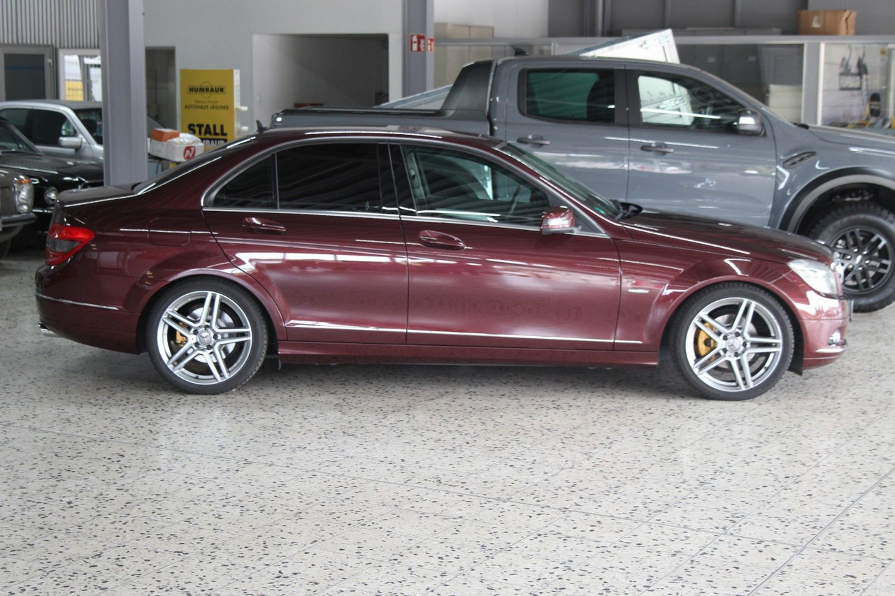 Mercedes-Benz C 230 Avantgarde Automatik sehr gepflegt! 130tKM - Limuzina: slika 5 Mercedes-Benz C 230 Avantgarde Automatik sehr gepflegt! 130tKM - Limuzina: slika 5