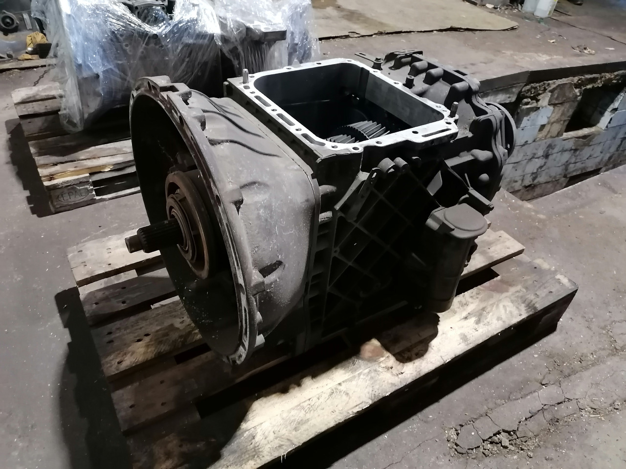 VOLVO remanufactured gearbox AT2612D - Menjač: slika 2 VOLVO remanufactured gearbox AT2612D - Menjač: slika 2