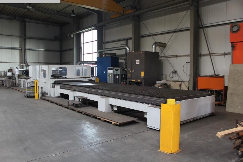 BYSTRONIC Bystar L 4025-8 - Mašina za obradu metala: slika 1 BYSTRONIC Bystar L 4025-8 - Mašina za obradu metala: slika 1