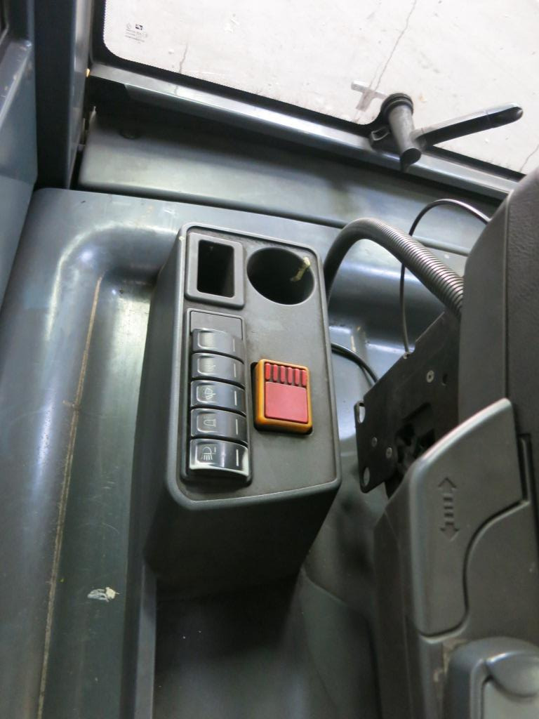 JUNGHEINRICH EFG 425 K - Električni viljuškar: slika 5 JUNGHEINRICH EFG 425 K - Električni viljuškar: slika 5