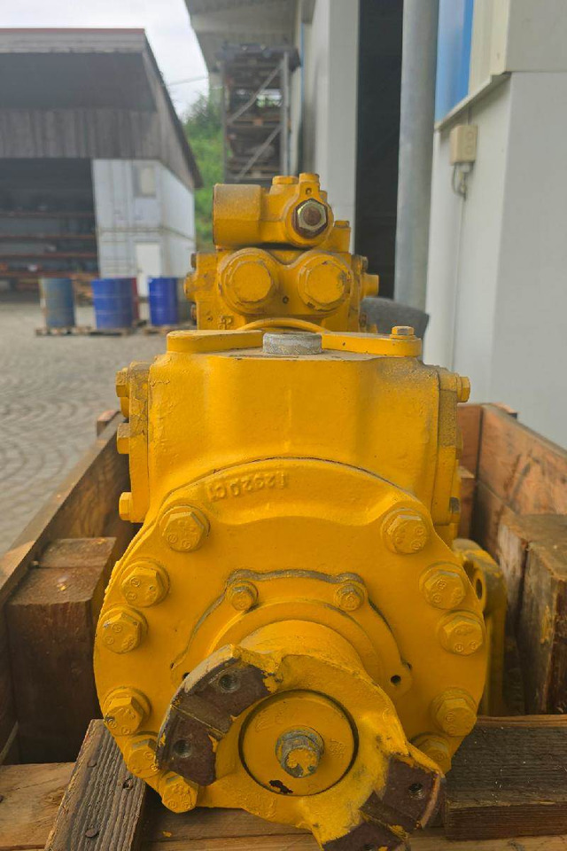 Komatsu Getriebe Komatsu D66 Raupe - Menjač za Građevinska mašina: slika 4 Komatsu Getriebe Komatsu D66 Raupe - Menjač za Građevinska mašina: slika 4