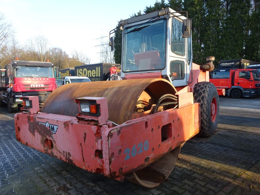 Hamm Confort 12V Walze 2520 D - Kompaktor: slika 1 Hamm Confort 12V Walze 2520 D - Kompaktor: slika 1