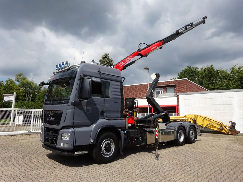 MAN 26.500 Abroller + Fassi F125A Kran 6x2-4 Allrad - Kamion sa hidrauličnom kukom, Kamion sa dizalicom: slika 2 MAN 26.500 Abroller + Fassi F125A Kran 6x2-4 Allrad - Kamion sa hidrauličnom kukom, Kamion sa dizalicom: slika 2