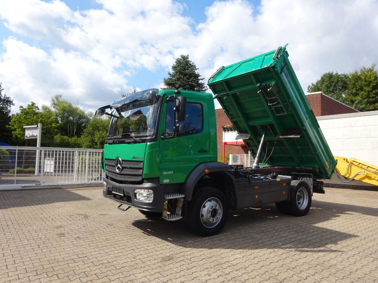 Mercedes-Benz 1530 Atego MEILLER 3Skipper 4x4 - Istovarivač: slika 1 Mercedes-Benz 1530 Atego MEILLER 3Skipper 4x4 - Istovarivač: slika 1