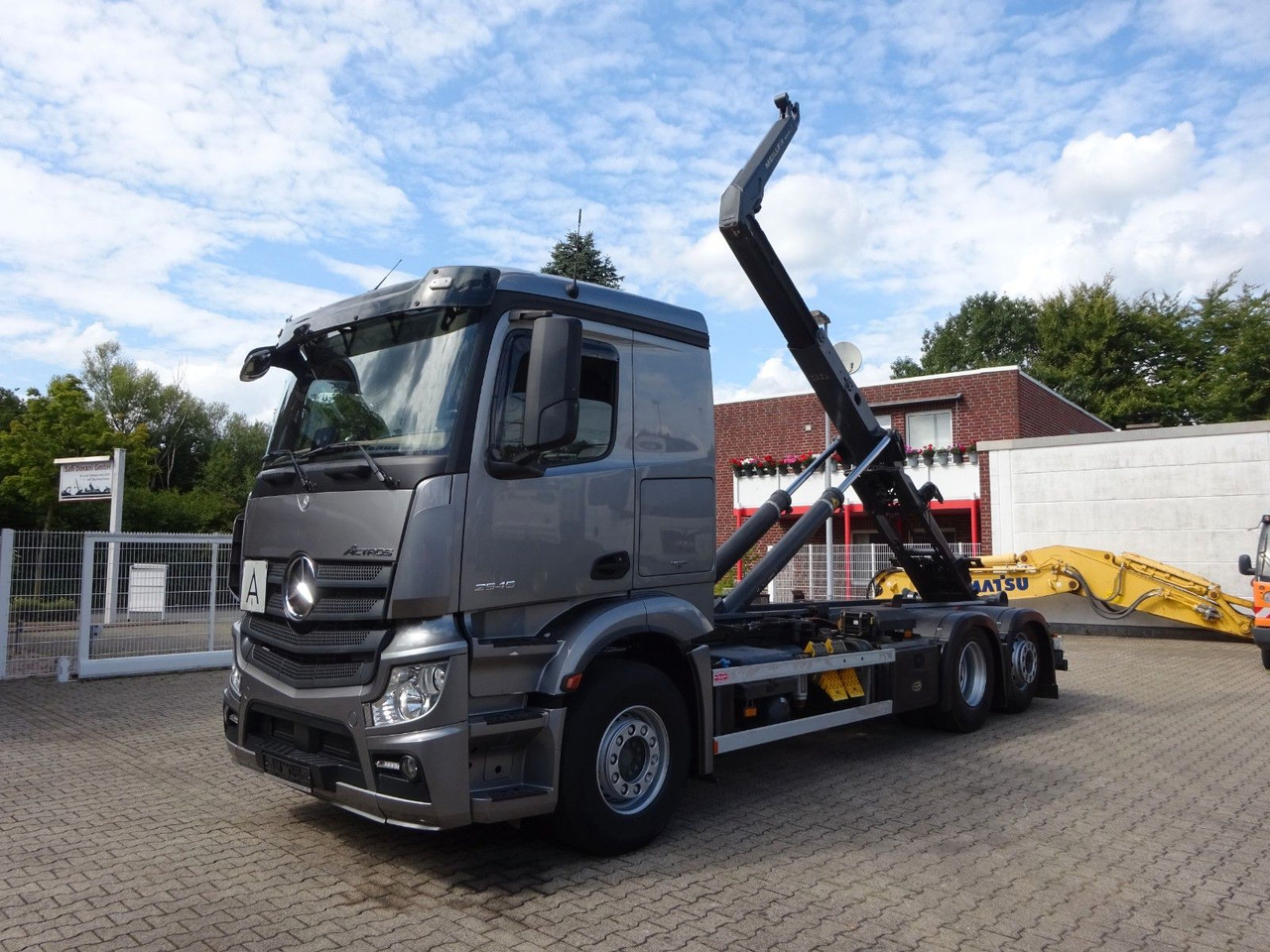 Mercedes-Benz 2545 Actros MEILLER Abroller +Lift-Lenkachse - Kamion sa hidrauličnom kukom: slika 1 Mercedes-Benz 2545 Actros MEILLER Abroller +Lift-Lenkachse - Kamion sa hidrauličnom kukom: slika 1