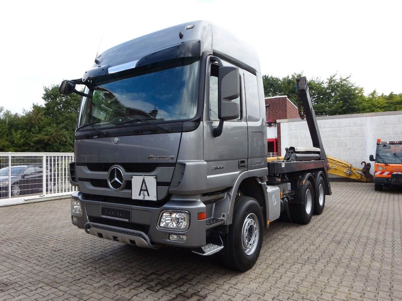 Istovarivač Mercedes-Benz 2644 Actros Absetzkipper 6x4: slika 1
