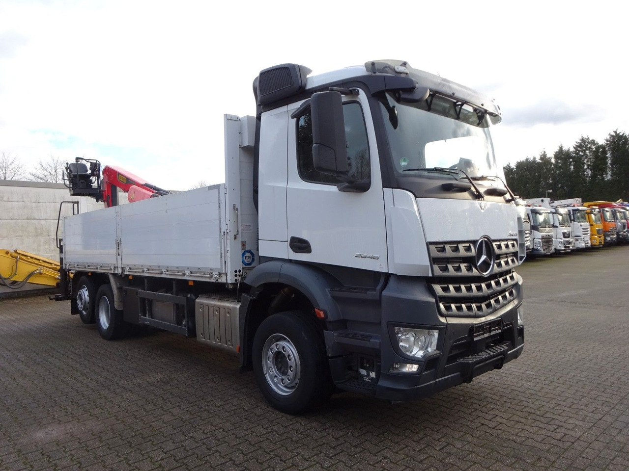 Mercedes-Benz 2648 Baustoffpritsche + PK 23001 TEC3 Kran Mercedes-Benz 2648 Baustoffpritsche + PK 23001 TEC3 Kran - Kamion sa dizalicom, Kamion sa tovarnim sandukom: slika 4 Mercedes-Benz 2648 Baustoffpritsche + PK 23001 TEC3 Kran Mercedes-Benz 2648 Baustoffpritsche + PK 23001 TEC3 Kran - Kamion sa dizalicom, Kamion sa tovarnim sandukom: slika 4