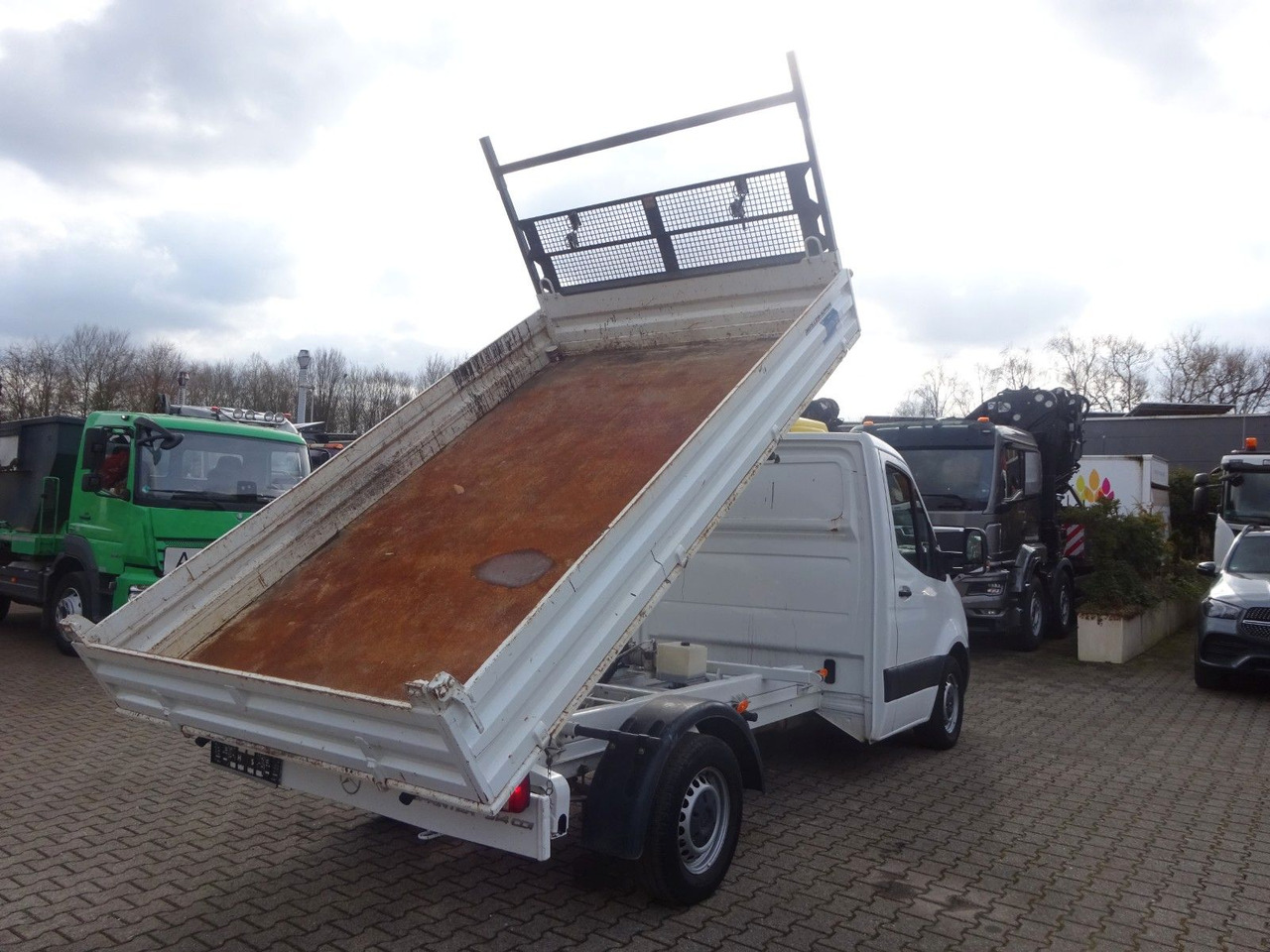 Mercedes-Benz 314 CDI Sprinter MEILLER 3Skipper 4x2 - Dostavno vozilo istovarivač: slika 5 Mercedes-Benz 314 CDI Sprinter MEILLER 3Skipper 4x2 - Dostavno vozilo istovarivač: slika 5