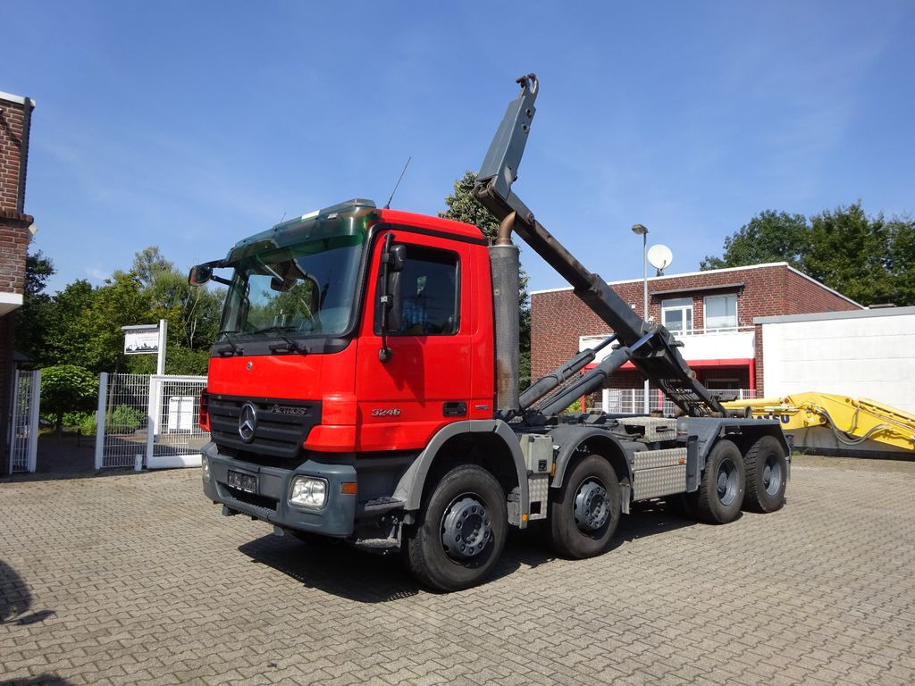 Mercedes-Benz 3246 Actros Abroller K45 8x4 Knickhacken Mercedes-Benz 3246 Actros Abroller K45 8x4 Knickhacken - Kamion sa hidrauličnom kukom: slika 2 Mercedes-Benz 3246 Actros Abroller K45 8x4 Knickhacken Mercedes-Benz 3246 Actros Abroller K45 8x4 Knickhacken - Kamion sa hidrauličnom kukom: slika 2