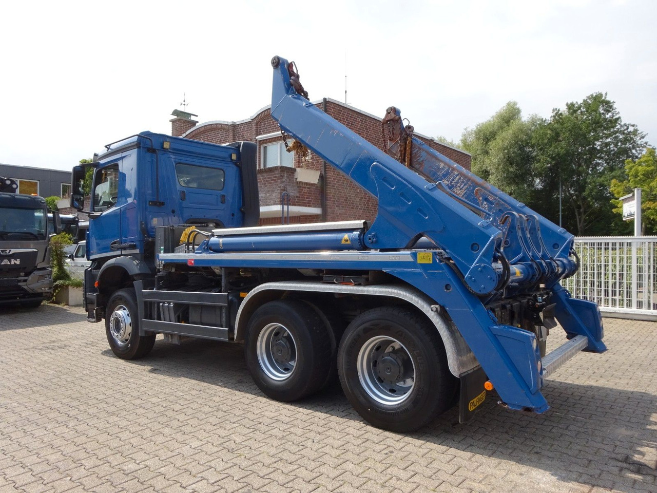 Mercedes-Benz Arocs 2645 Absetzkipper MEILLER 6x4 - Istovarivač: slika 4 Mercedes-Benz Arocs 2645 Absetzkipper MEILLER 6x4 - Istovarivač: slika 4