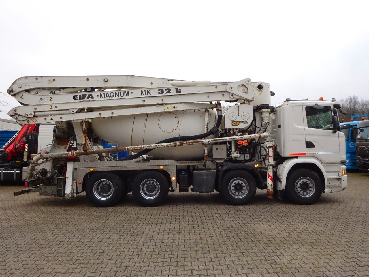 Scania PUMI CIFA 32 Meter 4 Knick. Scania PUMI CIFA 32 Meter 4 Knick * Betonpumpe - Auto pumpa za beton: slika 2 Scania PUMI CIFA 32 Meter 4 Knick. Scania PUMI CIFA 32 Meter 4 Knick * Betonpumpe - Auto pumpa za beton: slika 2