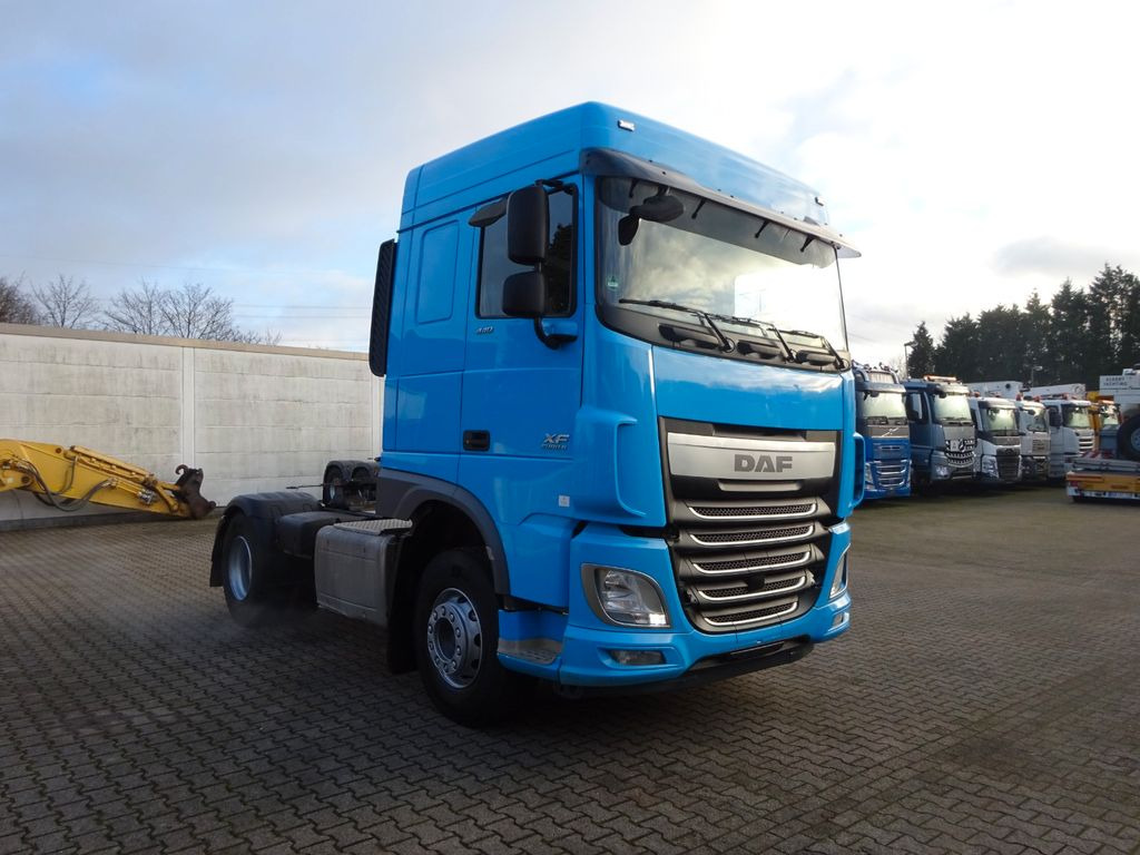 Tegljač DAF XF 440 + Hydrl. Pumpe 4x2: slika 9
