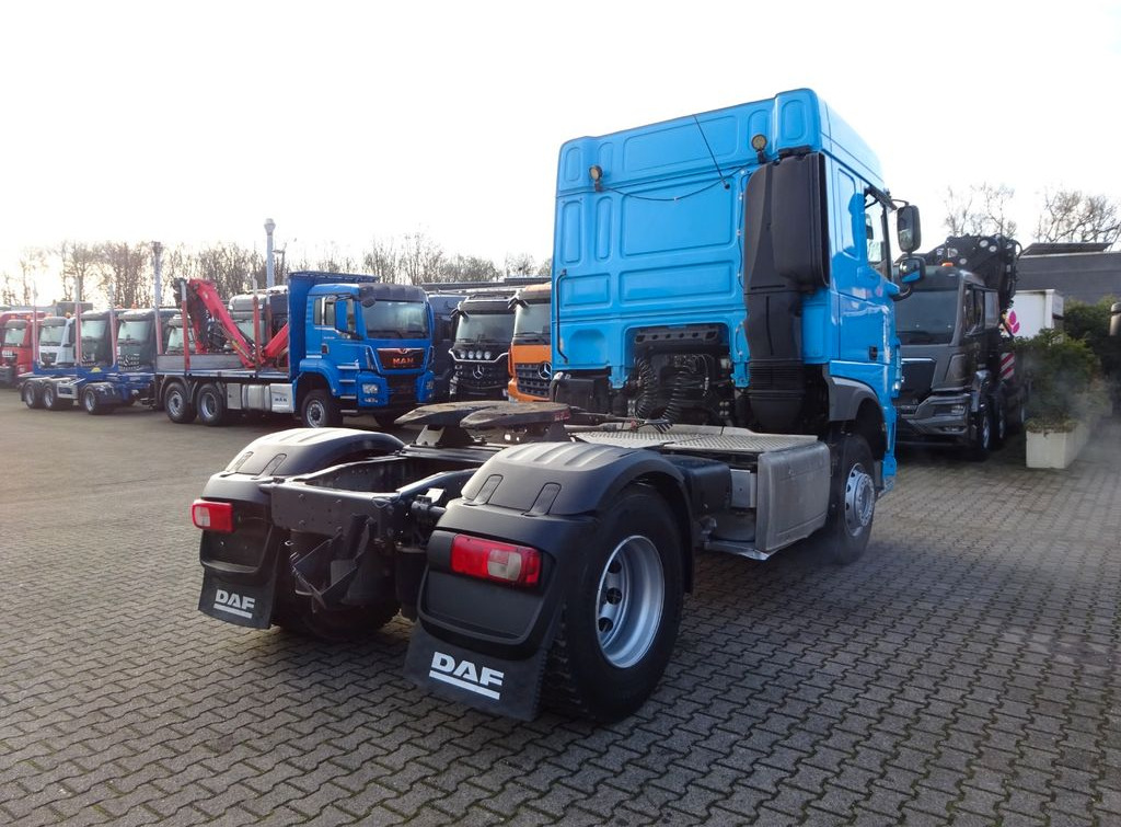 Tegljač DAF XF 440 + Hydrl. Pumpe 4x2: slika 6