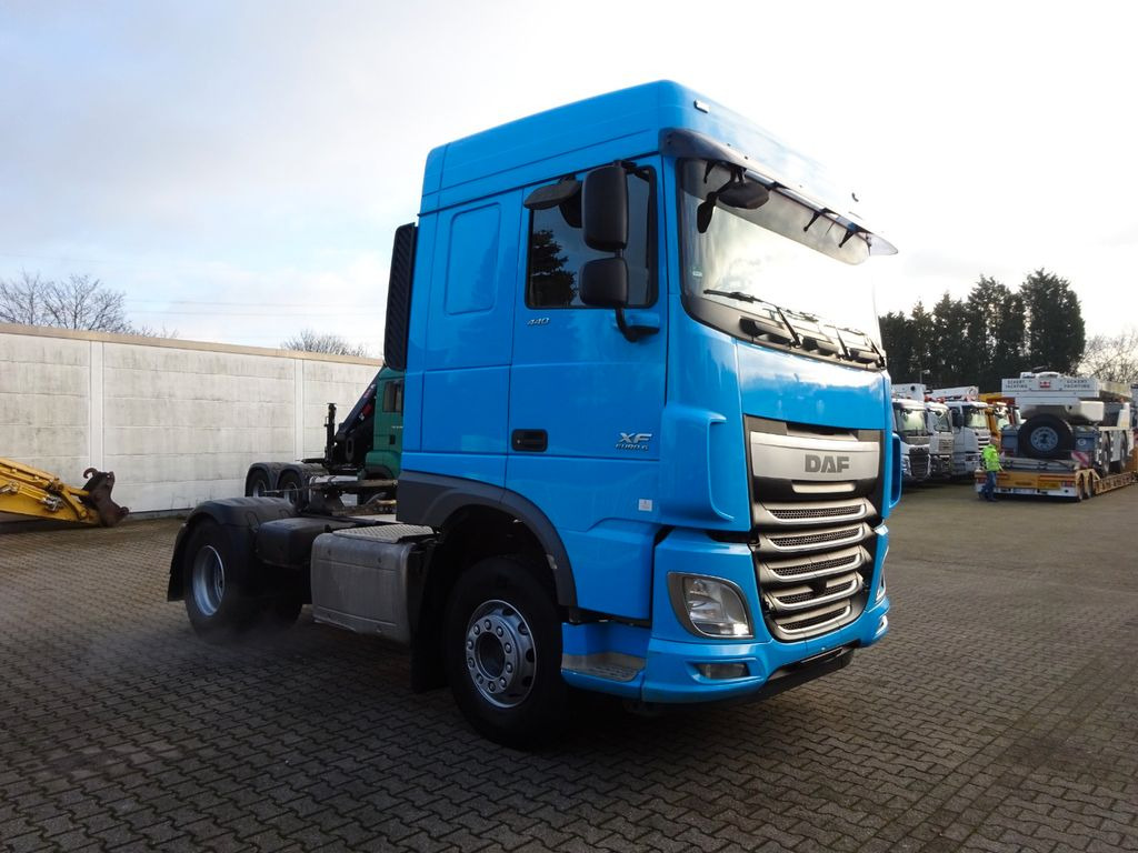 Tegljač DAF XF 440 + Hydrl. Pumpe 4x2: slika 8
