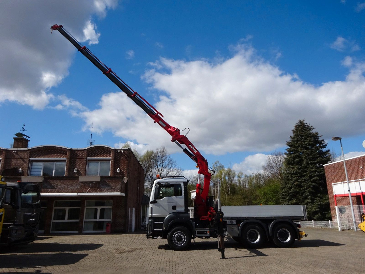 MAN 33.500 TGS + MKG HLK 231 Kran 6x6 Hydrodrive - Tegljač: slika 2 MAN 33.500 TGS + MKG HLK 231 Kran 6x6 Hydrodrive - Tegljač: slika 2