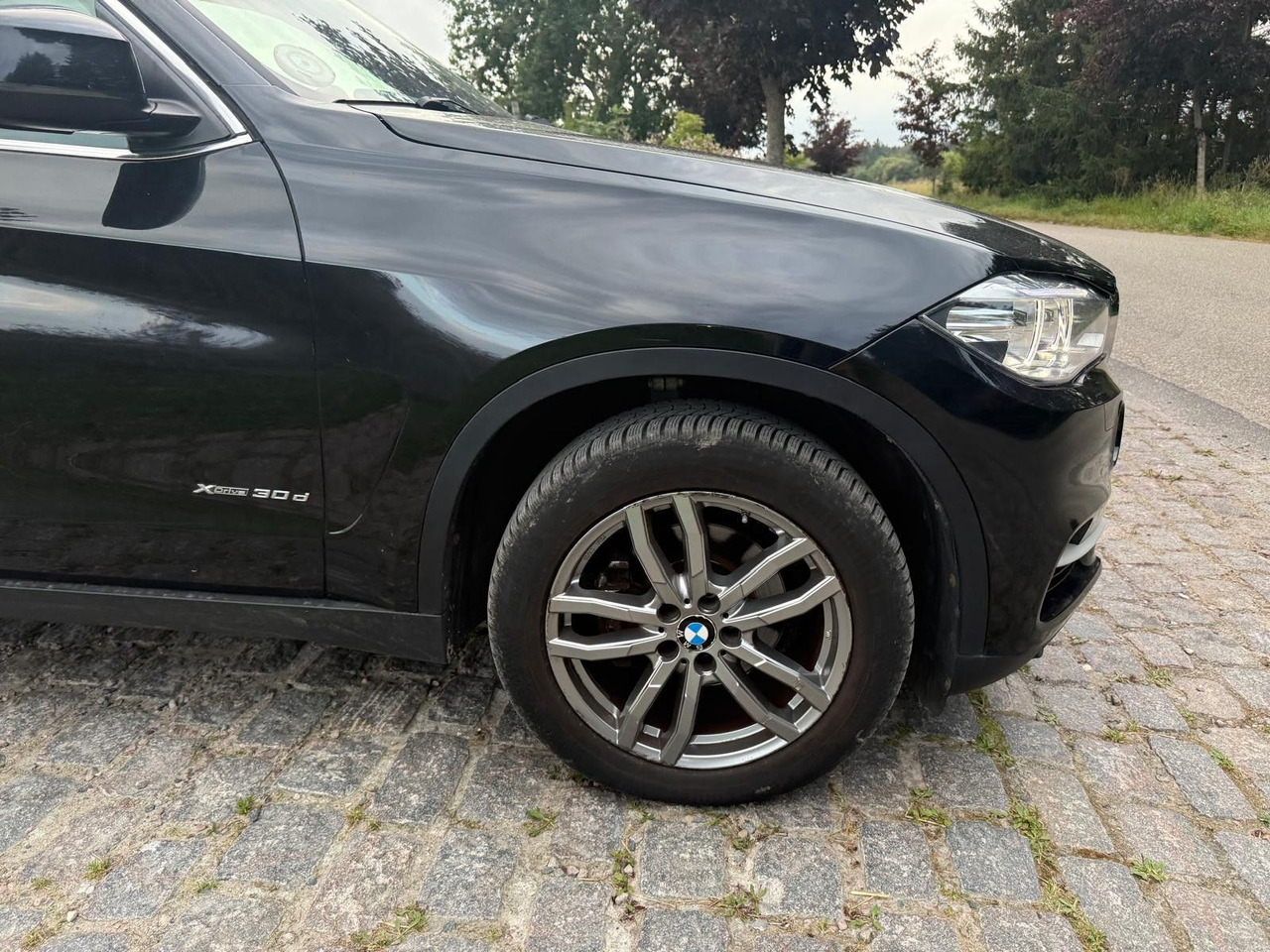 BMW X5 Baureihe X5 xDrive 30 d *21 000€ netto - SUVSUV: slika 3 BMW X5 Baureihe X5 xDrive 30 d *21 000€ netto - SUVSUV: slika 3