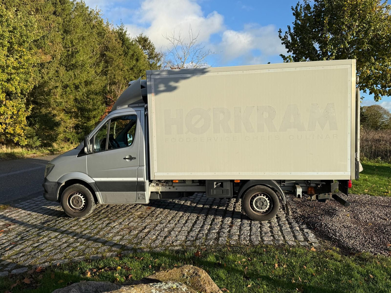 Mercedes-Benz Sprinter II 316 CDI Aut. Refigerator BOX +Lift - Dostavno vozilo hladnjača: slika 5 Mercedes-Benz Sprinter II 316 CDI Aut. Refigerator BOX +Lift - Dostavno vozilo hladnjača: slika 5