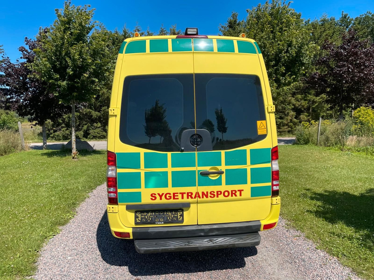 Mercedes-Benz Sprinter II Kasten 316 CDI Aut *Ambulance - Vozilo hitne pomoći: slika 4 Mercedes-Benz Sprinter II Kasten 316 CDI Aut *Ambulance - Vozilo hitne pomoći: slika 4