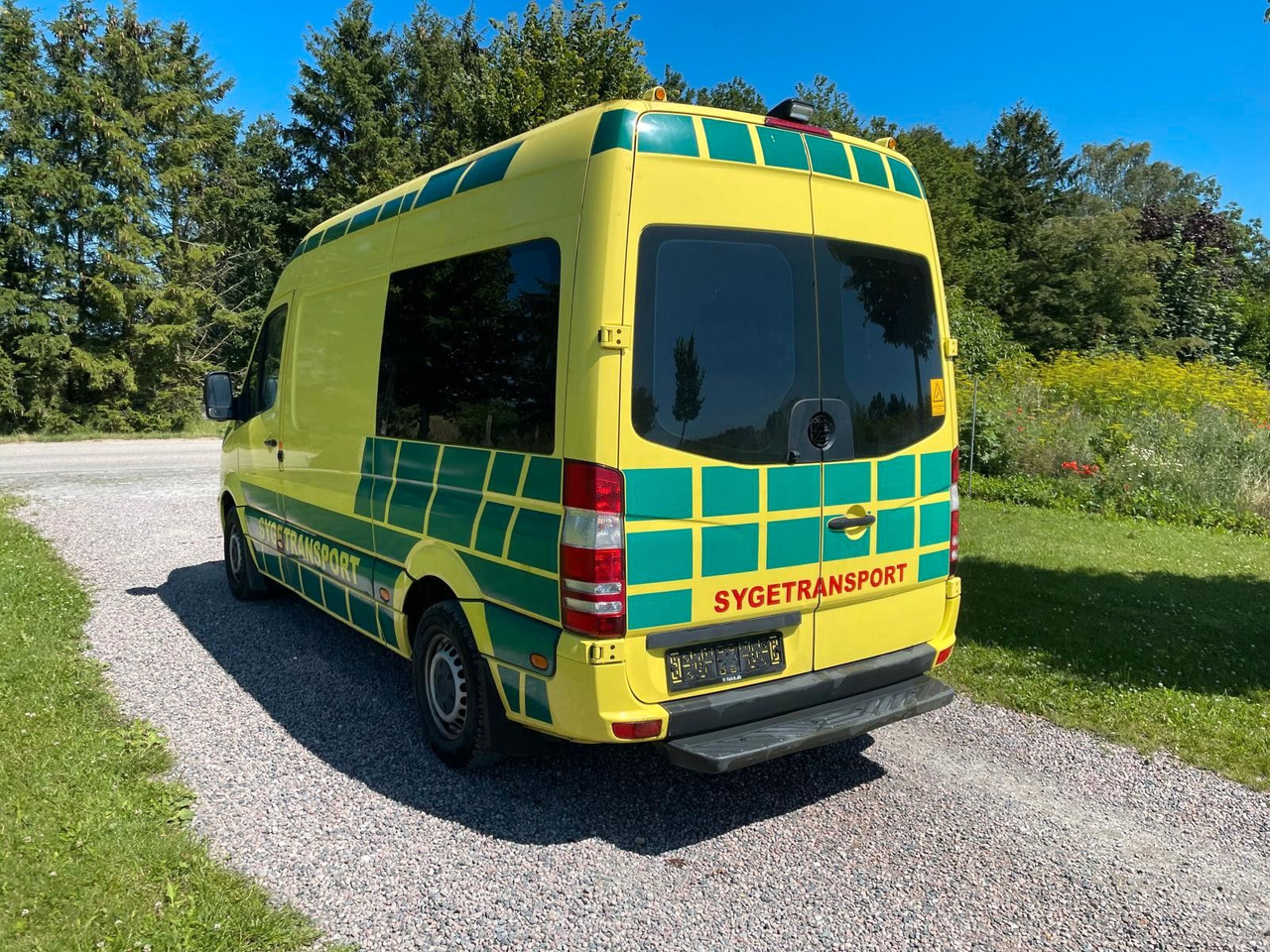 Mercedes-Benz Sprinter II Kasten 316 CDI Aut *Ambulance - Vozilo hitne pomoći: slika 3 Mercedes-Benz Sprinter II Kasten 316 CDI Aut *Ambulance - Vozilo hitne pomoći: slika 3