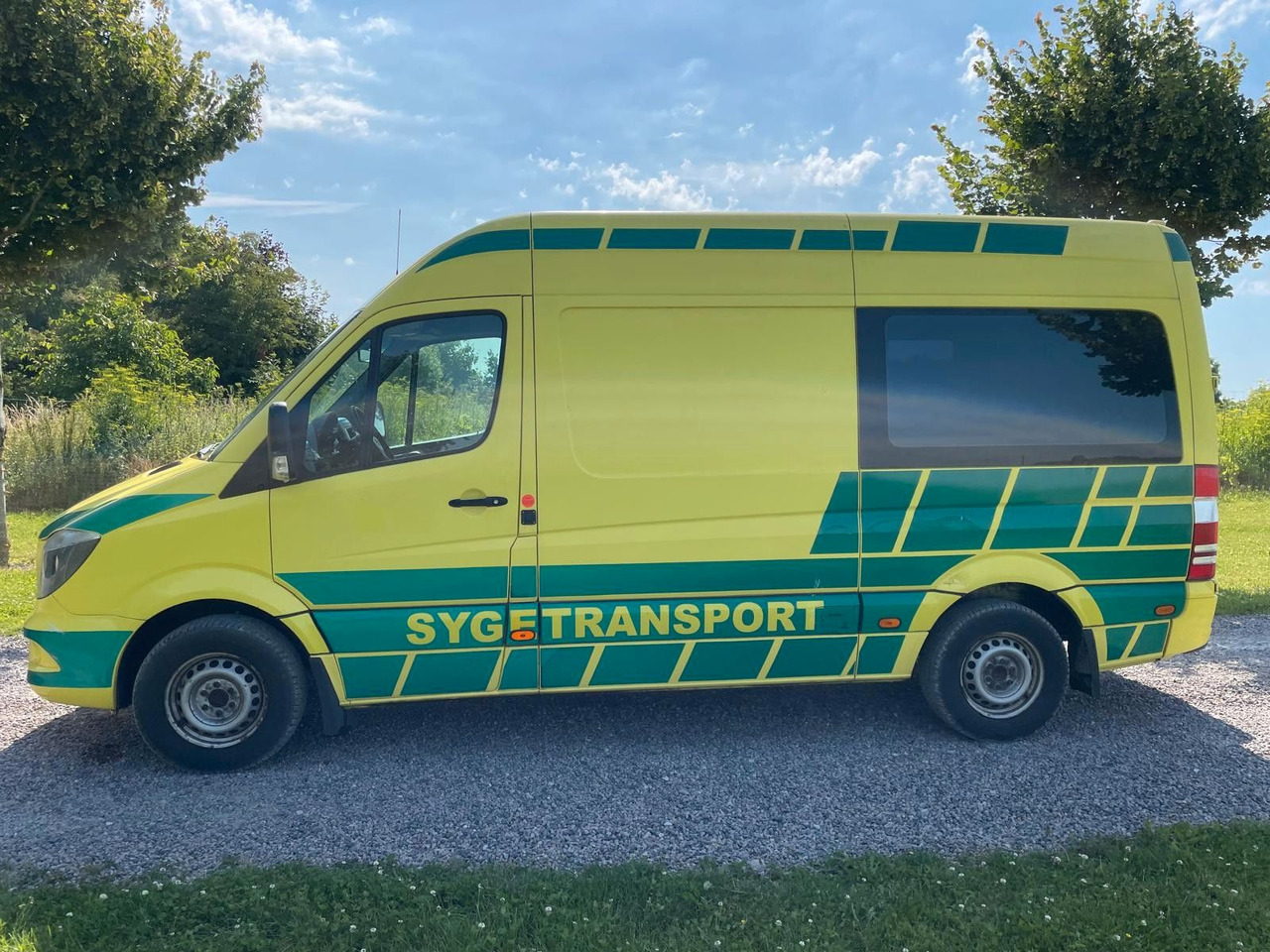 Mercedes-Benz Sprinter II Kasten 316 CDI Aut - Vozilo hitne pomoći: slika 2 Mercedes-Benz Sprinter II Kasten 316 CDI Aut - Vozilo hitne pomoći: slika 2