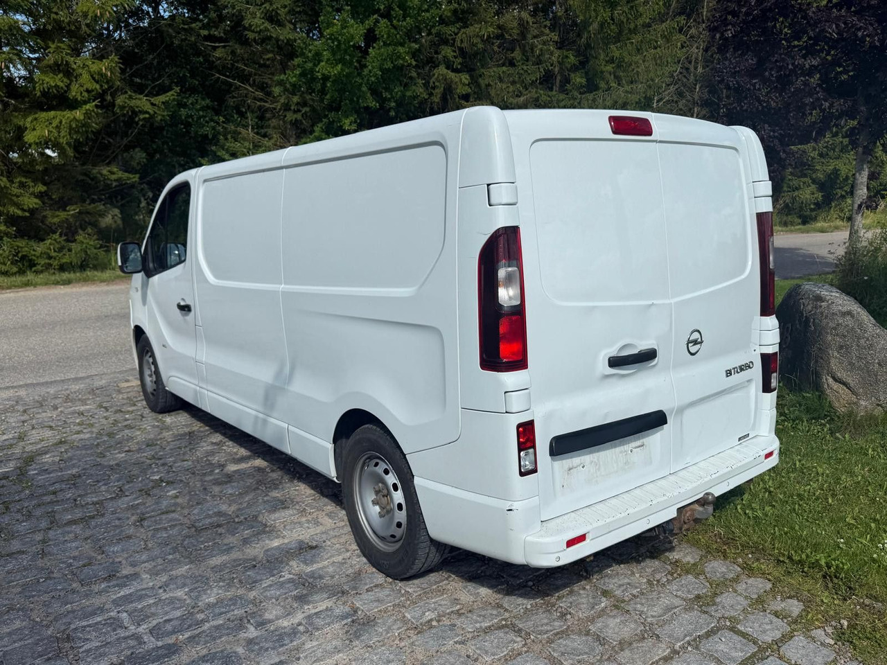 Opel Vivaro 1.6 cdti BiTurbo LANG *6000€ netto - Mali kombi: slika 3 Opel Vivaro 1.6 cdti BiTurbo LANG *6000€ netto - Mali kombi: slika 3
