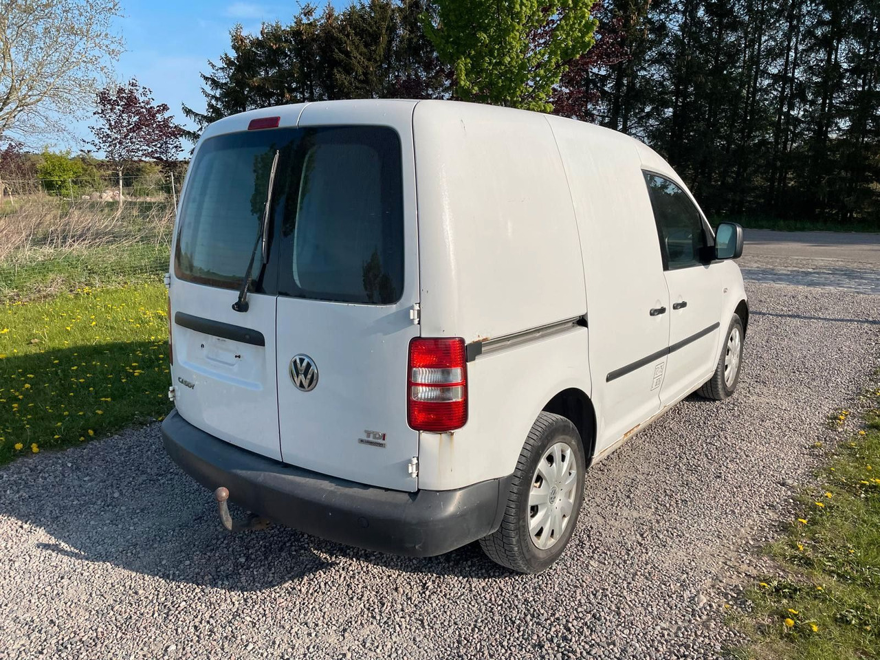 Volkswagen Caddy Kasten Kombi BMT 1.6 TDI - Automobil: slika 5 Volkswagen Caddy Kasten Kombi BMT 1.6 TDI - Automobil: slika 5
