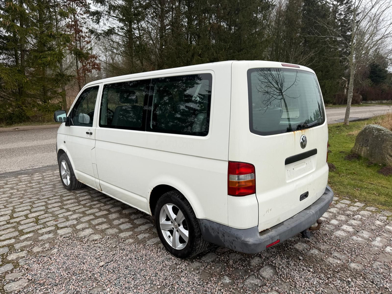 Volkswagen T5 Transporter 1.9 TDI *9 Sitze *RESERVED RO - Putnički kombi: slika 3 Volkswagen T5 Transporter 1.9 TDI *9 Sitze *RESERVED RO - Putnički kombi: slika 3