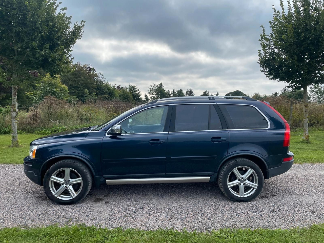 Volvo XC 90 XC90 D5 R-Design Geartronic - SUVSUV: slika 2 Volvo XC 90 XC90 D5 R-Design Geartronic - SUVSUV: slika 2
