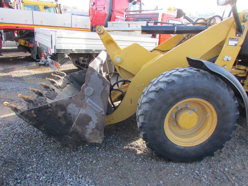 Cat 908 H 2 Radlader 31.000 EUR - Utovarivač točkaš: slika 2 Cat 908 H 2 Radlader 31.000 EUR - Utovarivač točkaš: slika 2