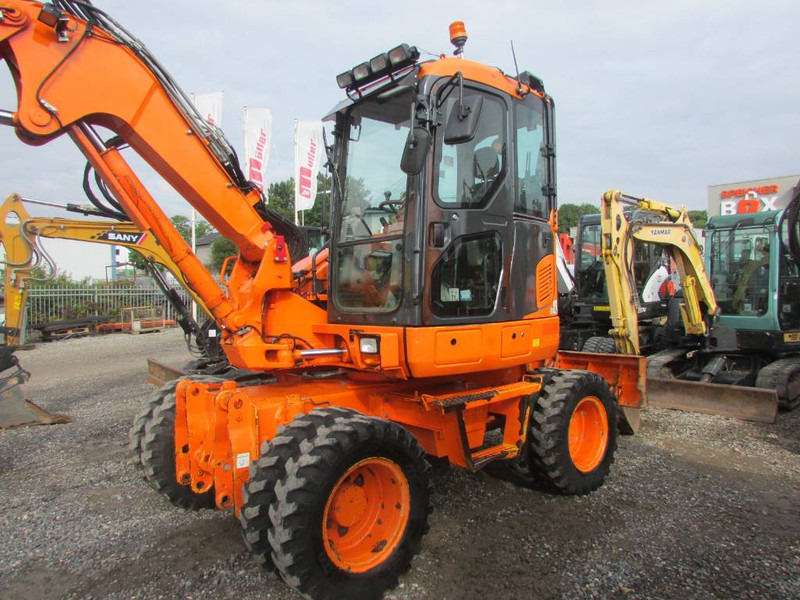 Komatsu PW 98 MR-8 Mobilbagger 39.500 EUR - Bager točkaš: slika 5 Komatsu PW 98 MR-8 Mobilbagger 39.500 EUR - Bager točkaš: slika 5