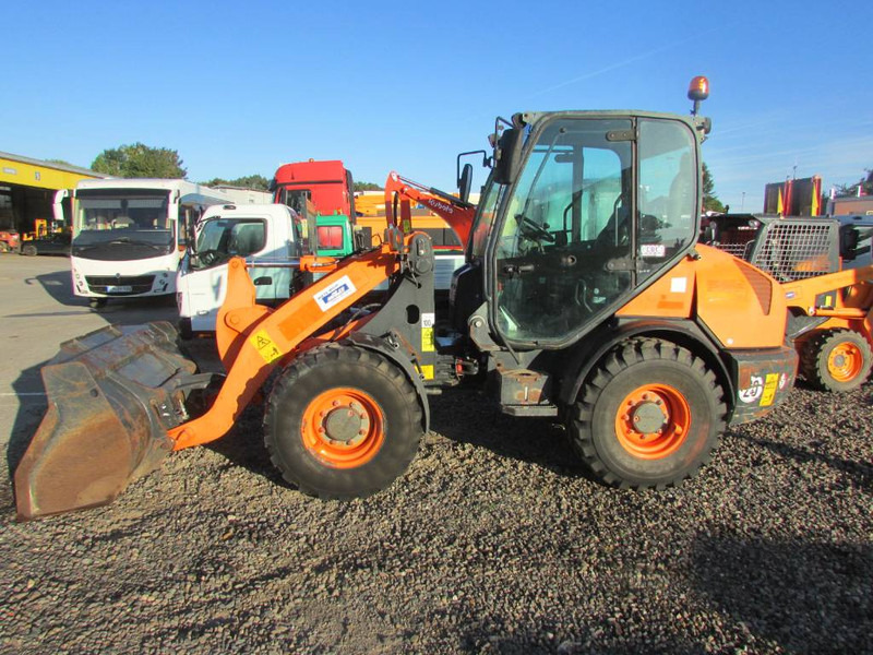 Komatsu WA 70-7 Radlader 24.000 EUR - Utovarivač točkaš: slika 1 Komatsu WA 70-7 Radlader 24.000 EUR - Utovarivač točkaš: slika 1