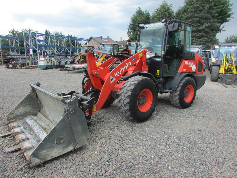 Kubota R 065 Radlader 32.500 EUR - Utovarivač točkaš: slika 2 Kubota R 065 Radlader 32.500 EUR - Utovarivač točkaš: slika 2