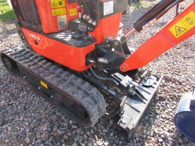 Kubota U 10-5 Side Lever Minibagger 21.500 EUR - Mini bager: slika 4 Kubota U 10-5 Side Lever Minibagger 21.500 EUR - Mini bager: slika 4
