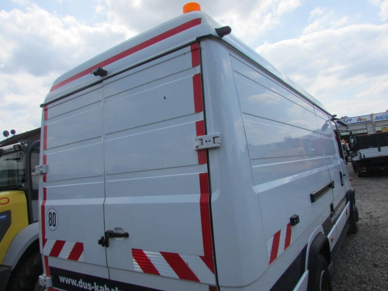 Mercedes-Benz 813 D Vario Kastenwagen - Kamion sa zatvorenim sandukom: slika 3 Mercedes-Benz 813 D Vario Kastenwagen - Kamion sa zatvorenim sandukom: slika 3