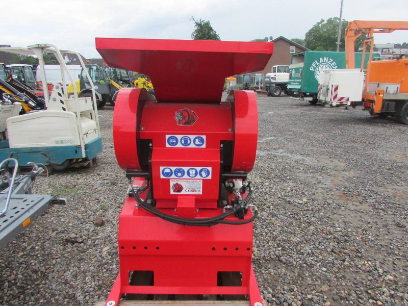 Red Rhino 2000 Brecheranlage mit RedRhino Powerpack - Mobilna drobilica: slika 5 Red Rhino 2000 Brecheranlage mit RedRhino Powerpack - Mobilna drobilica: slika 5