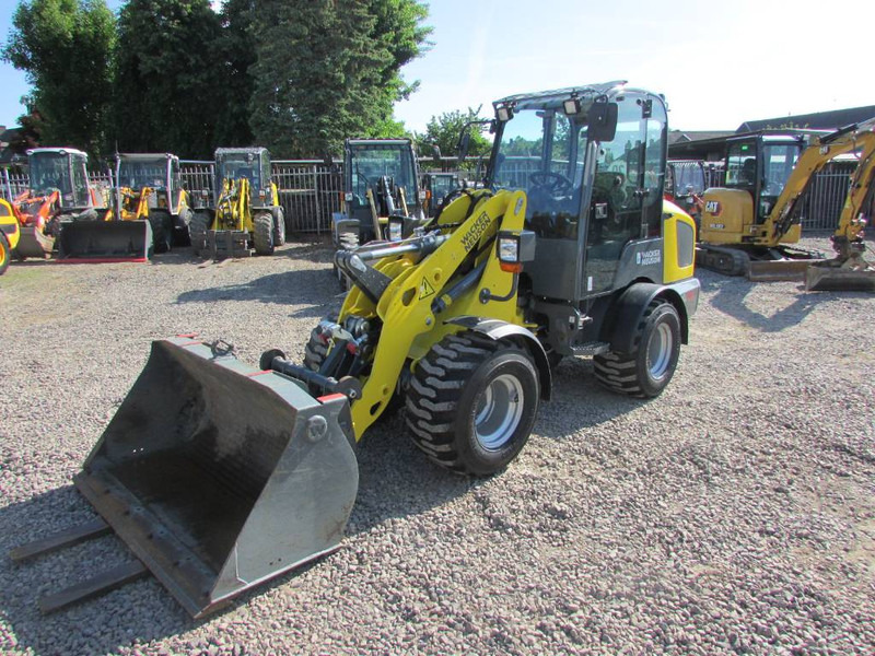 WACKER NEUSON WL 32 Radlader / 39.000 EUR - Utovarivač točkaš: slika 2 WACKER NEUSON WL 32 Radlader / 39.000 EUR - Utovarivač točkaš: slika 2
