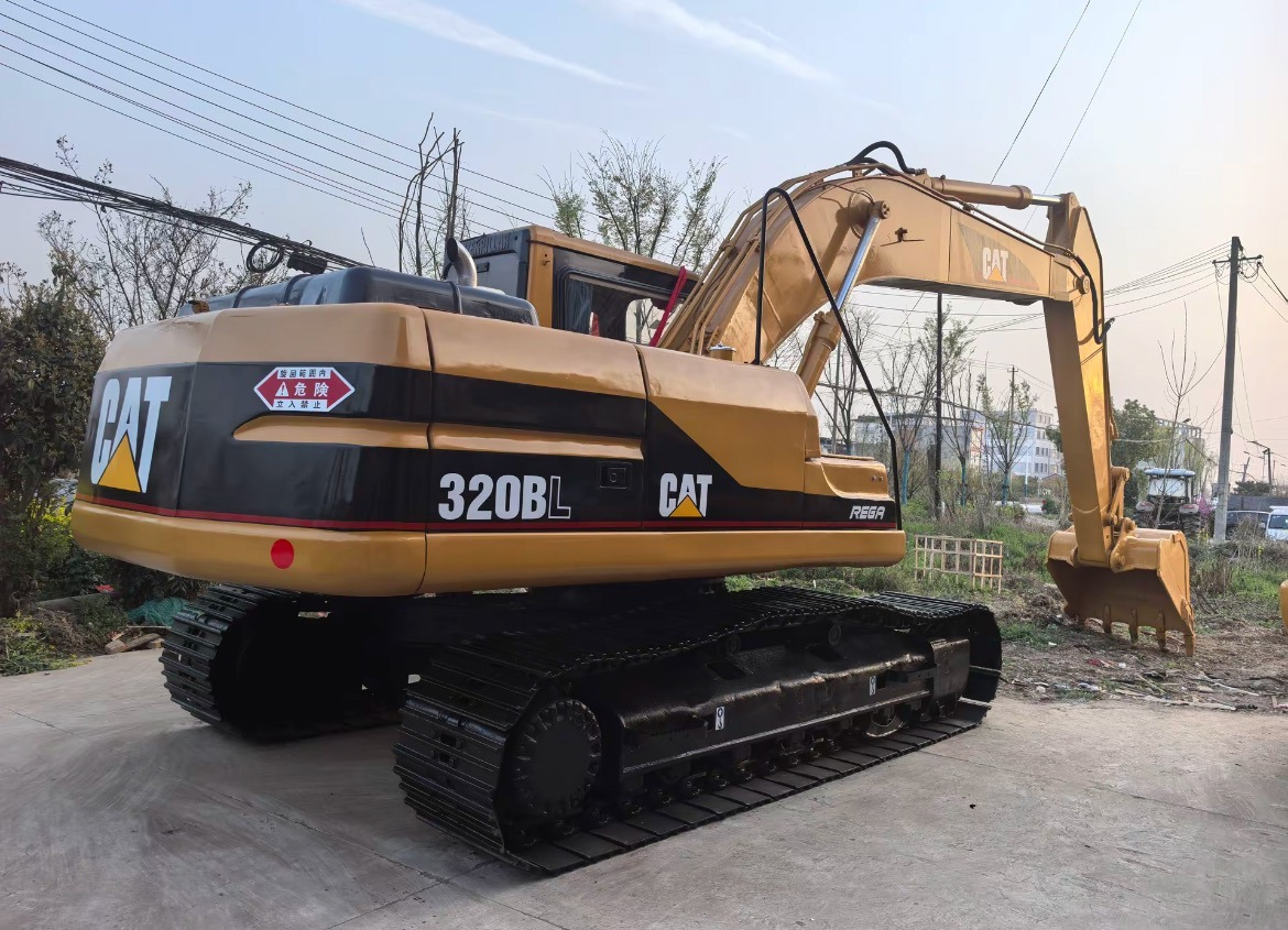 CATERPILLAR 320BL - Bager guseničar: slika 1 CATERPILLAR 320BL - Bager guseničar: slika 1