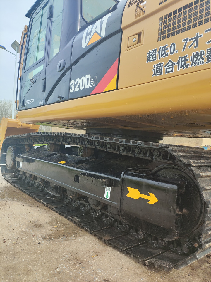 CATERPILLAR 320D2 - Mini bager: slika 2 CATERPILLAR 320D2 - Mini bager: slika 2