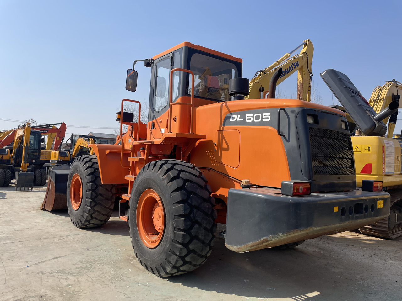 DOOSAN DL505-9C - Utovarivač točkaš: slika 4 DOOSAN DL505-9C - Utovarivač točkaš: slika 4