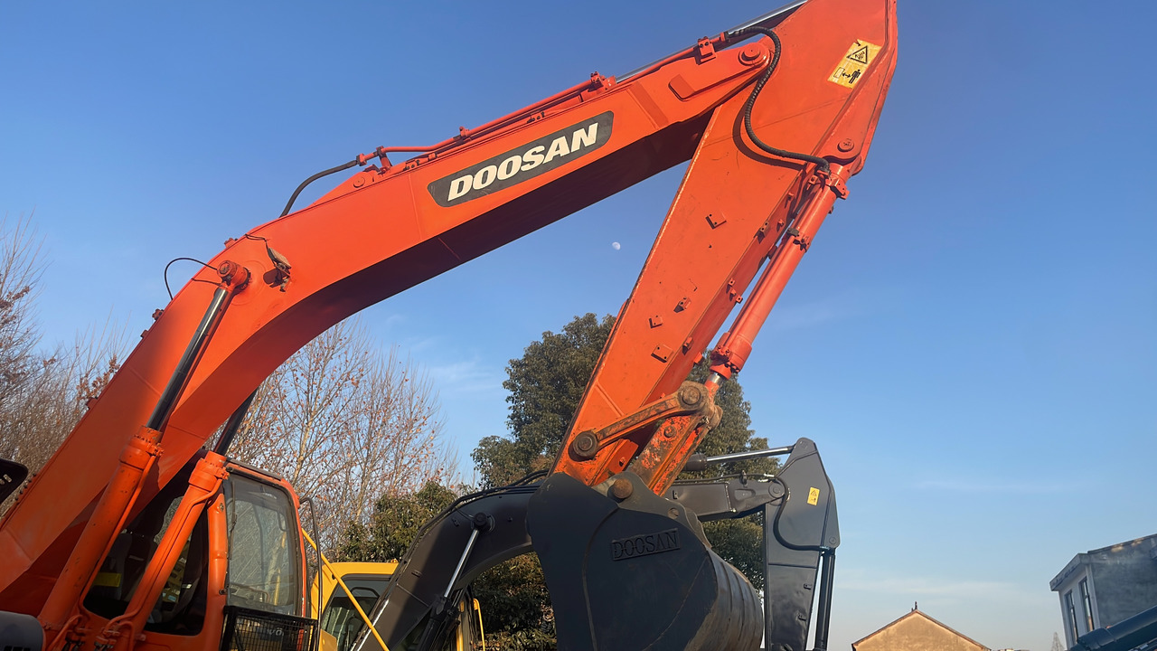 DOOSAN DX225 - Bager guseničar: slika 4 DOOSAN DX225 - Bager guseničar: slika 4