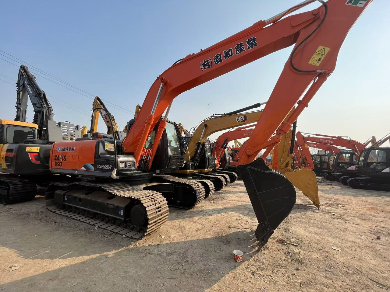 HITACHI ZX160 - Bager guseničar: slika 4 HITACHI ZX160 - Bager guseničar: slika 4