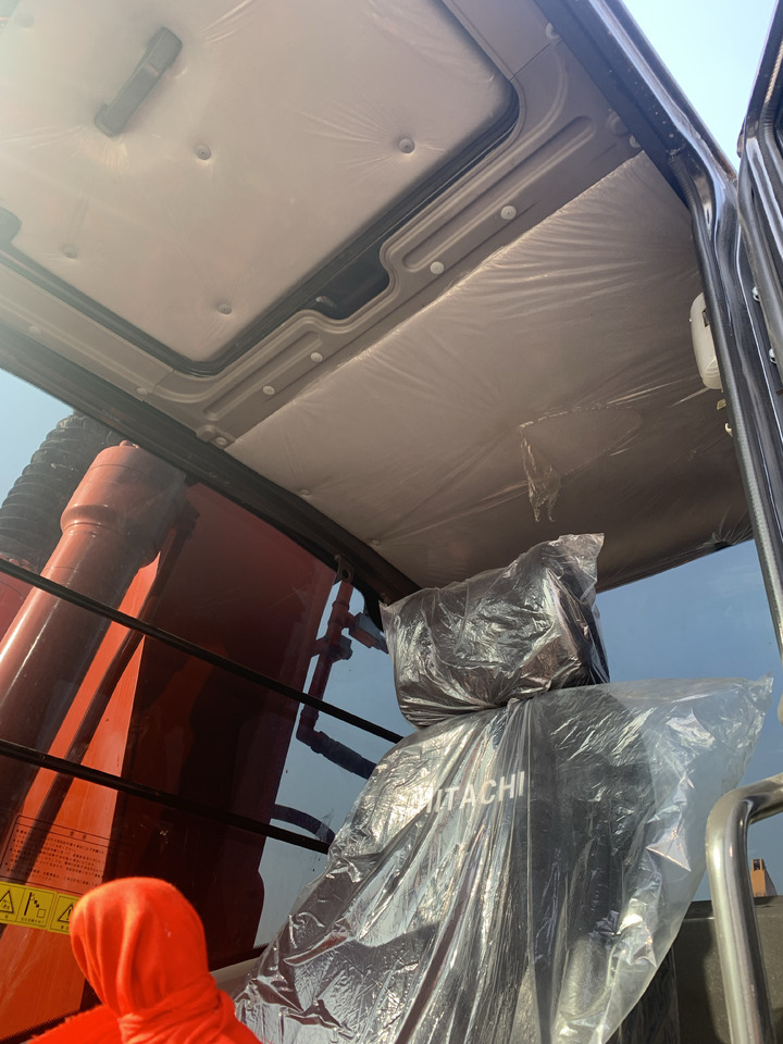 Bager guseničar HITACHI ZX200-3: slika 10