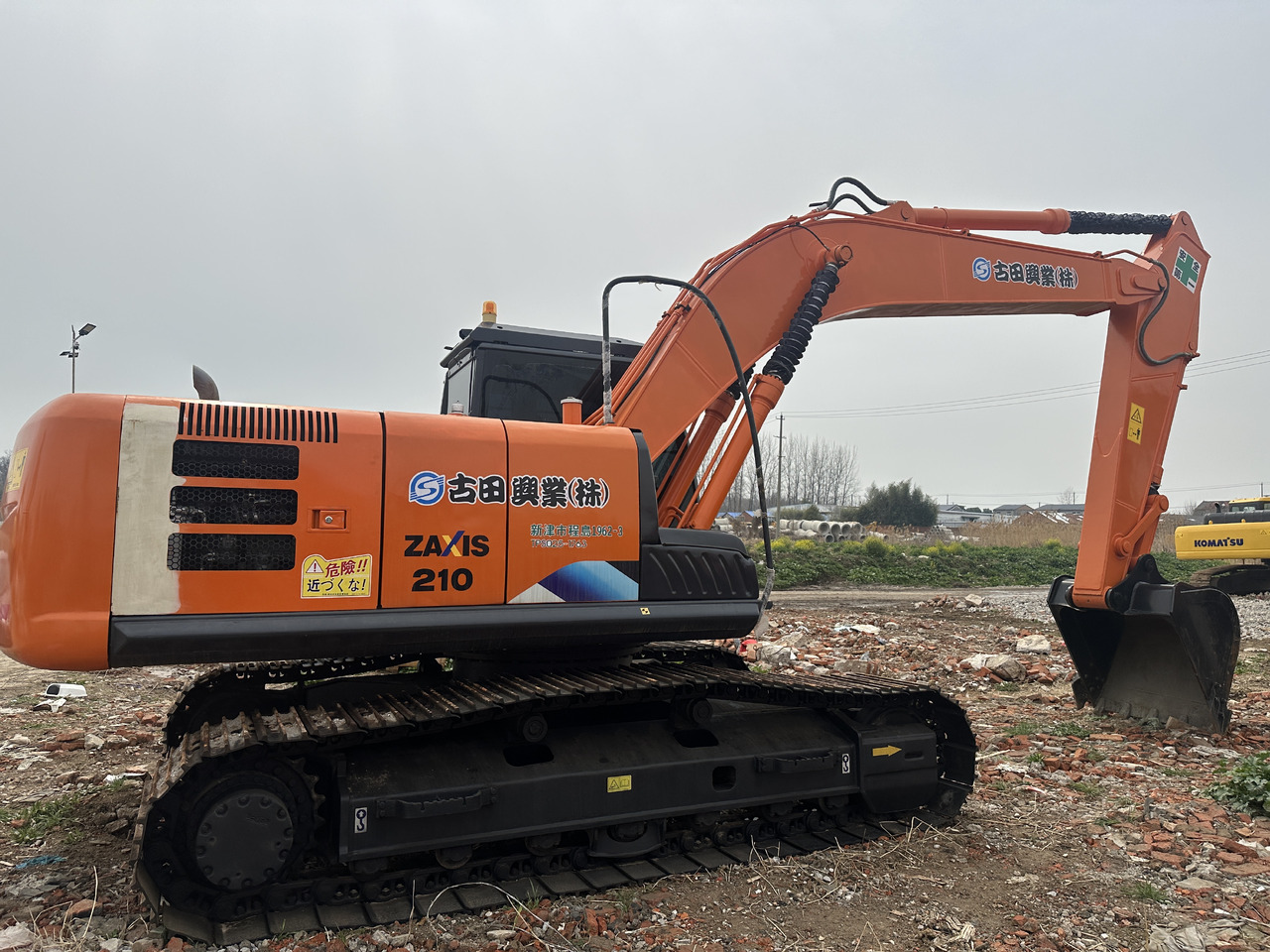 Bager guseničar HITACHI ZX210: slika 9