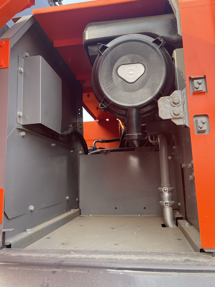 HITACHI ZX240 - Bager guseničar: slika 2 HITACHI ZX240 - Bager guseničar: slika 2