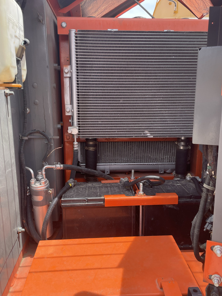 Hitachi ZX 70 - Bager guseničar: slika 5 Hitachi ZX 70 - Bager guseničar: slika 5