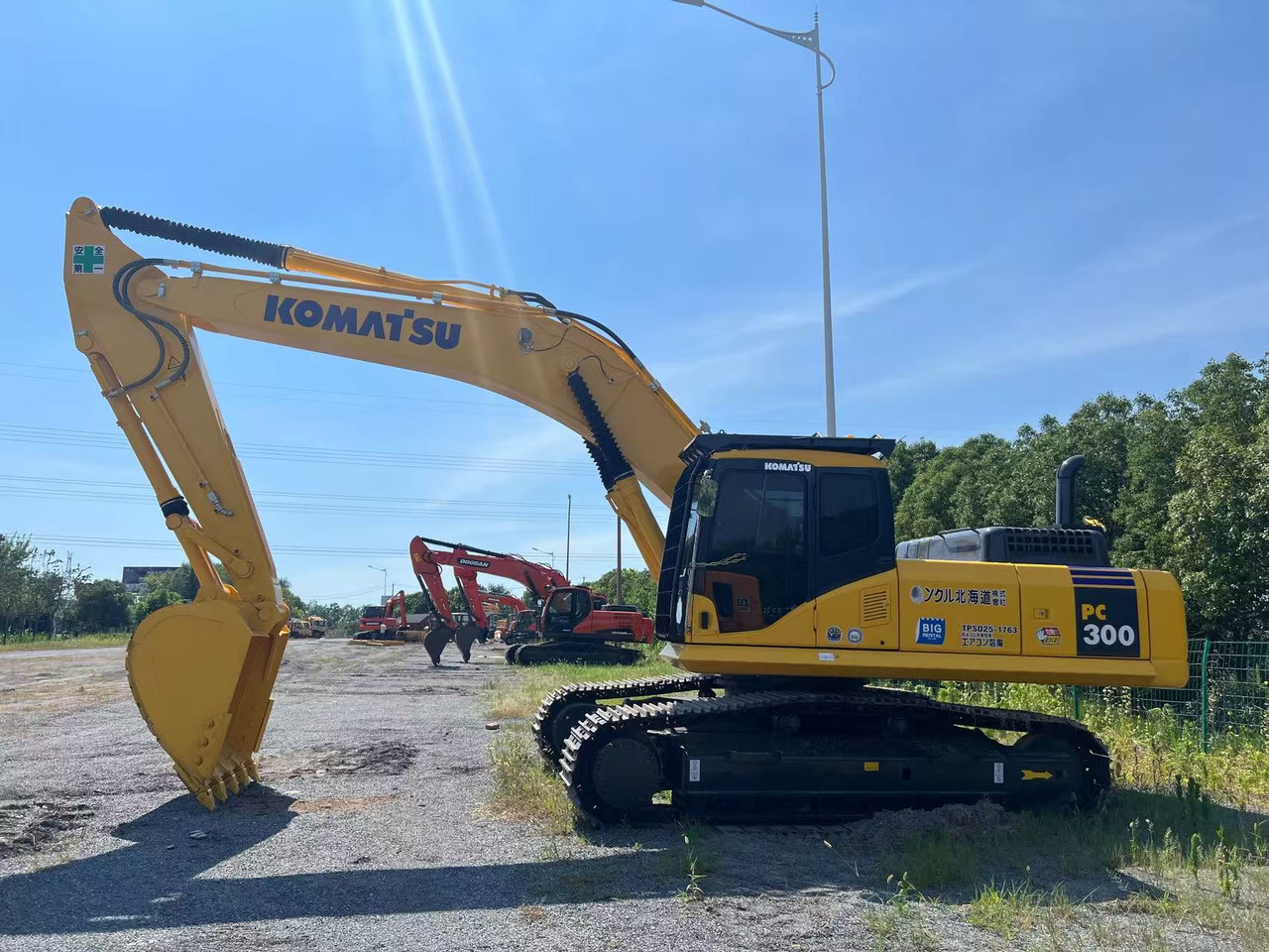 KOMATSU PC300-7 - Bager guseničar: slika 2 KOMATSU PC300-7 - Bager guseničar: slika 2