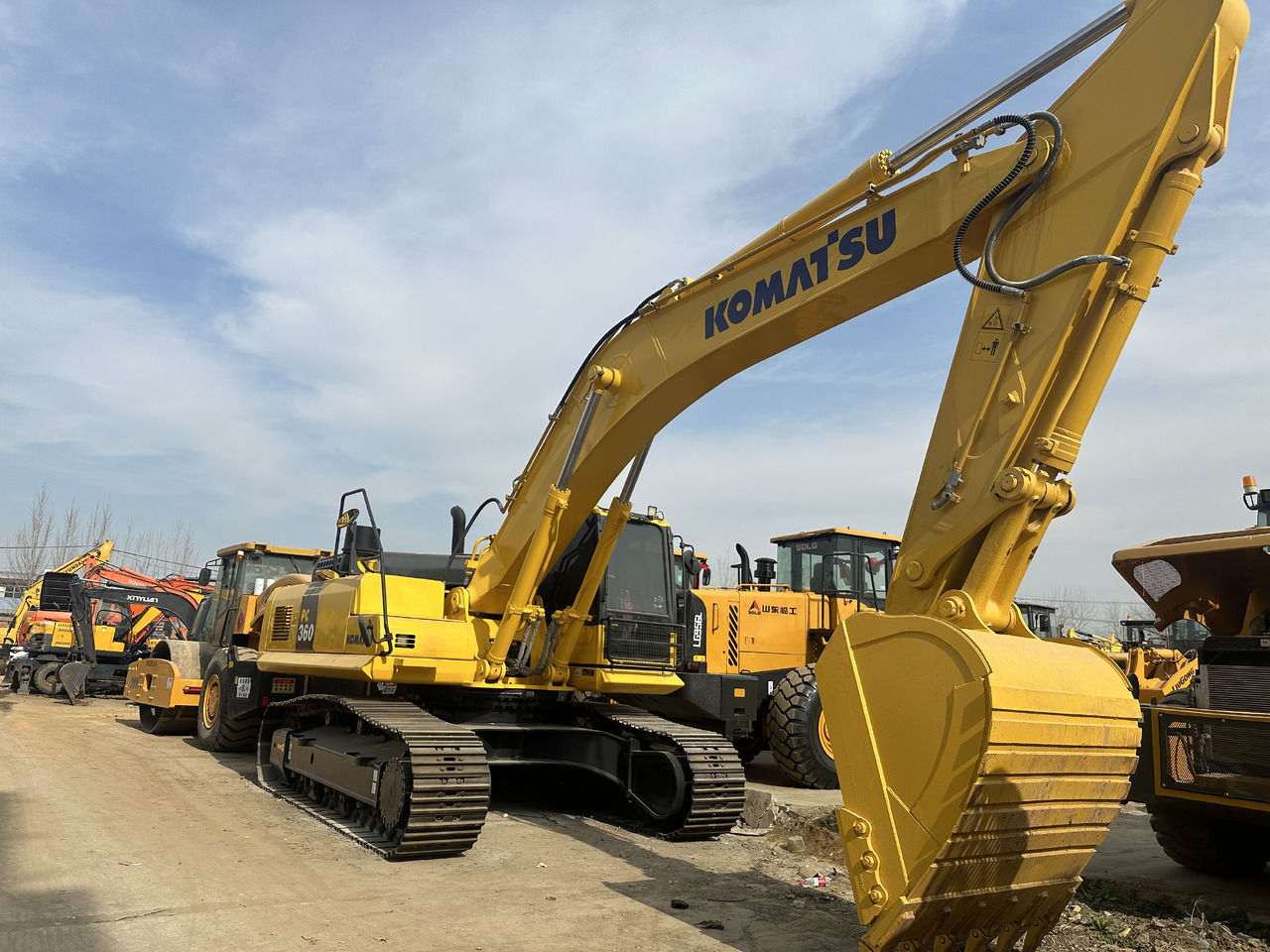 KOMATSU PC360 - Bager guseničar: slika 5 KOMATSU PC360 - Bager guseničar: slika 5