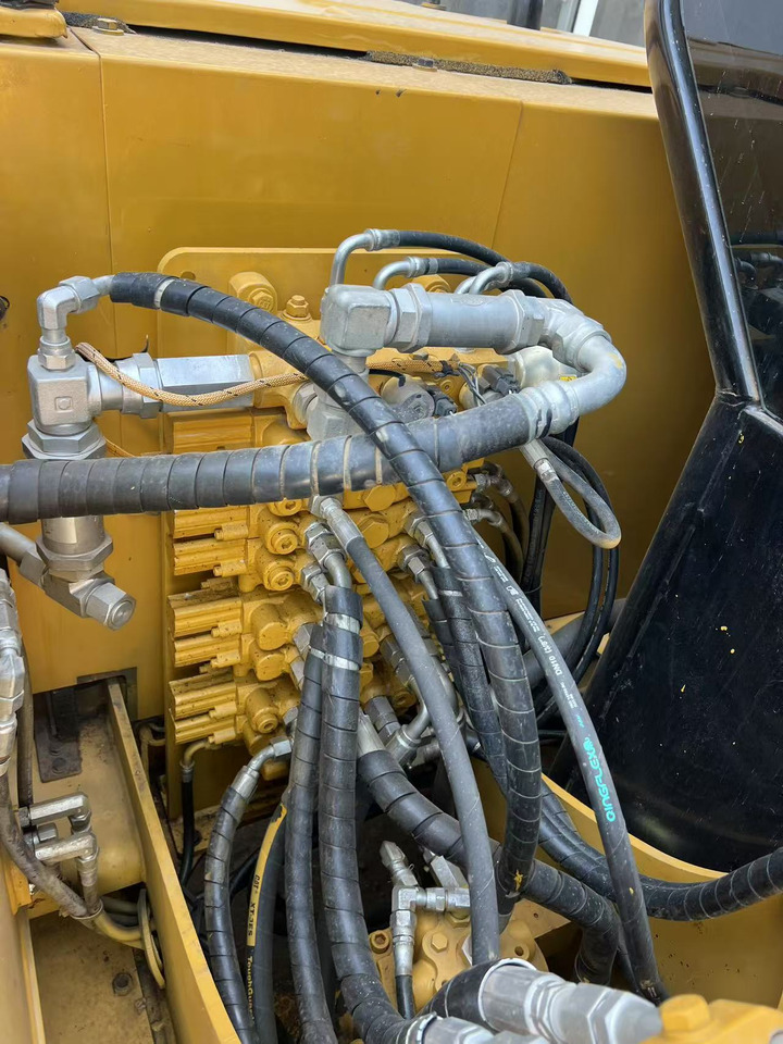 Mini excavator CAT 307 - Bager guseničar: slika 5 Mini excavator CAT 307 - Bager guseničar: slika 5