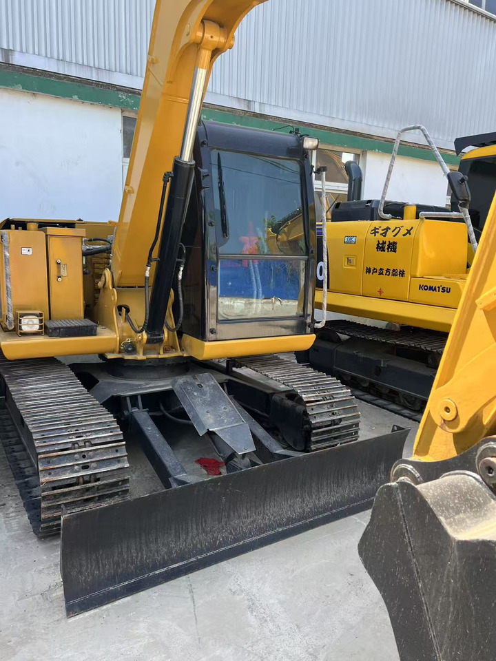 Bager guseničar Mini excavator CAT 307: slika 10